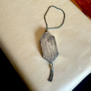 Antique imperial Plate compact wristlet June 15, 1920